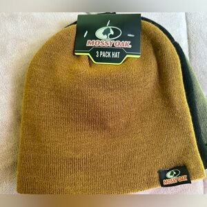 Three pan Mossy Oak beanie caps